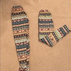 ONLY 1 LEFT 🌟 Colorful Leggings